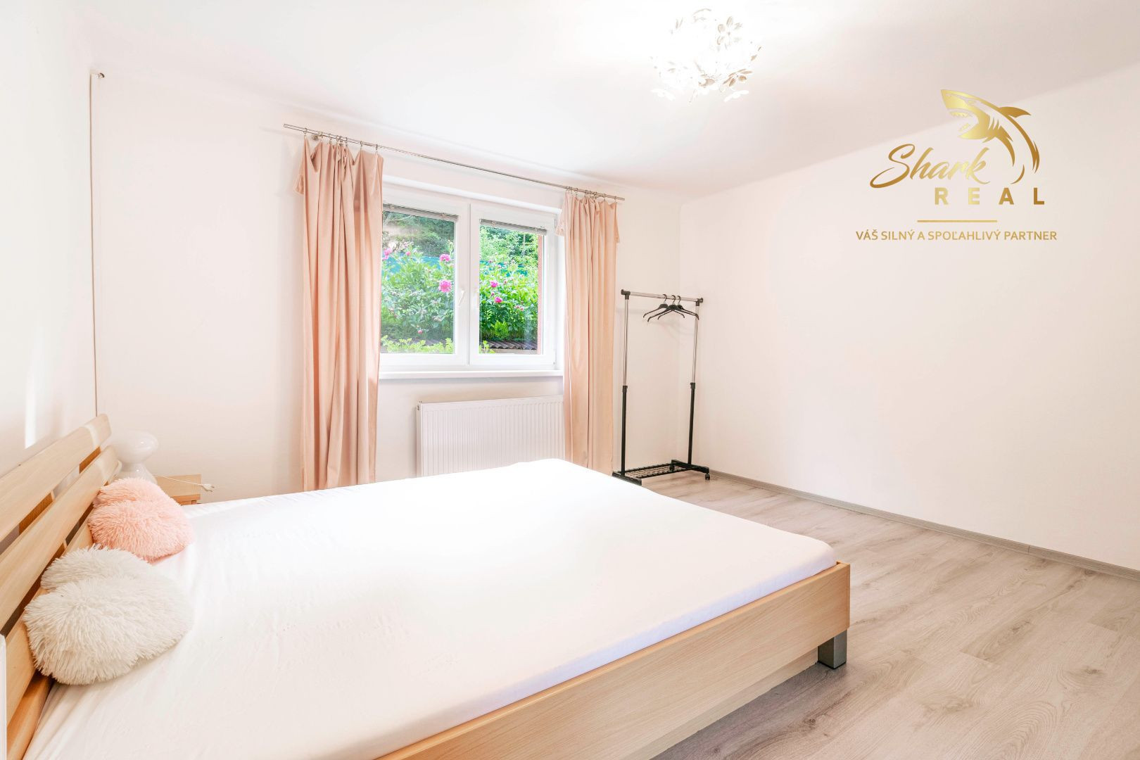 PRIESTRANNÝ 2-izbový byt na prenájom