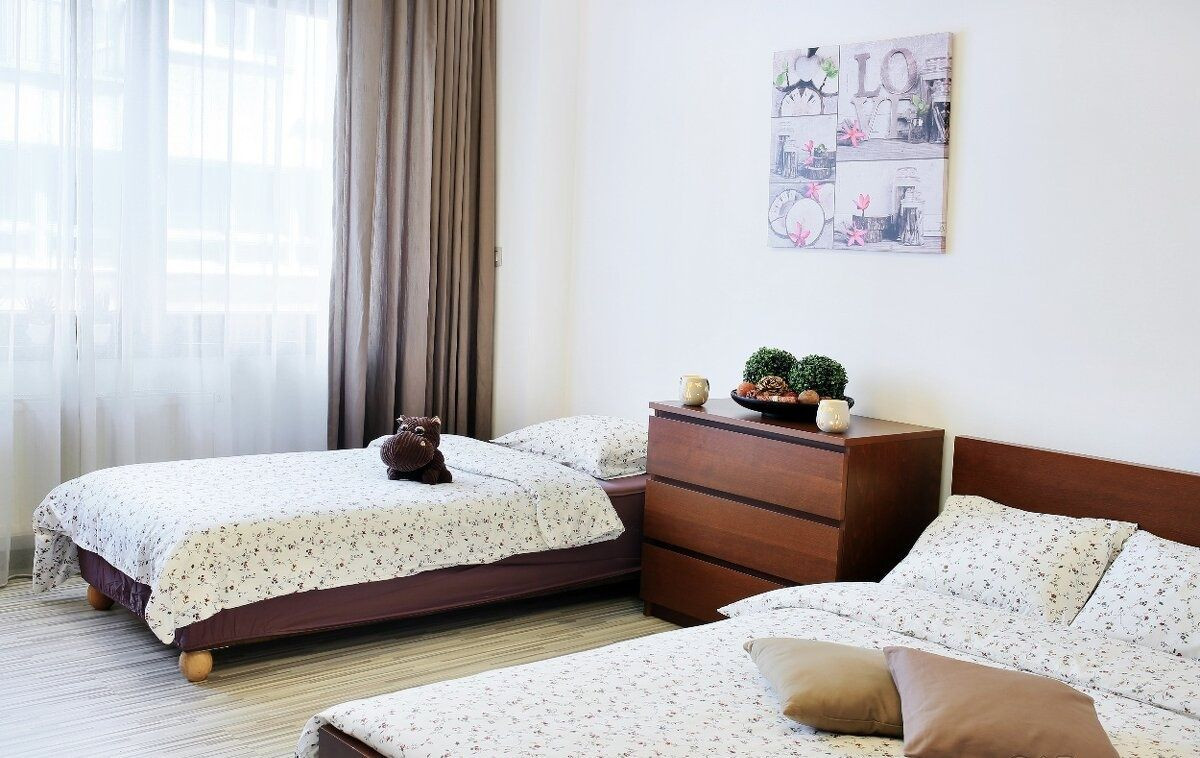 Kompletne zariadený 3 - izbový byt v srdci Bratislavy