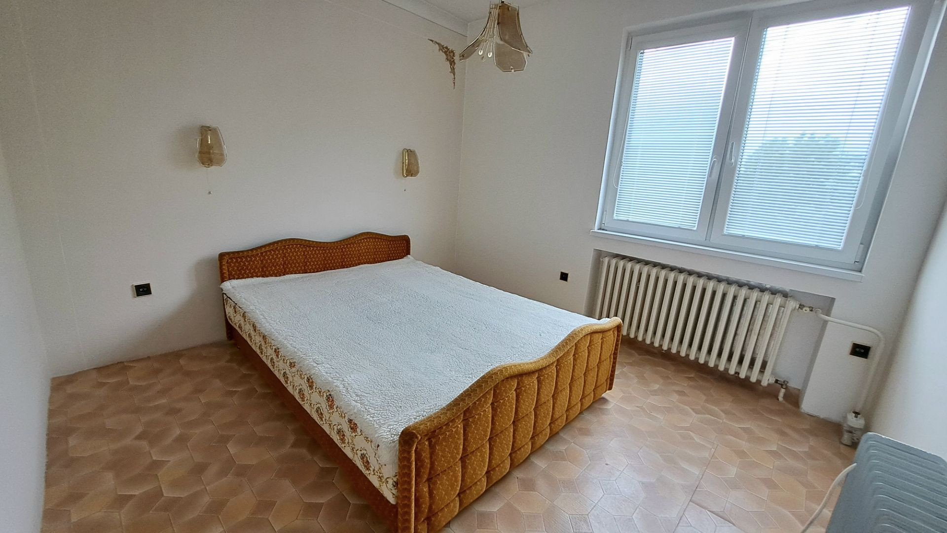 TOP PONUKA! Priestranný 7 izbový dom na predaj. IHNEĎ OBÝVATEĽNÝ