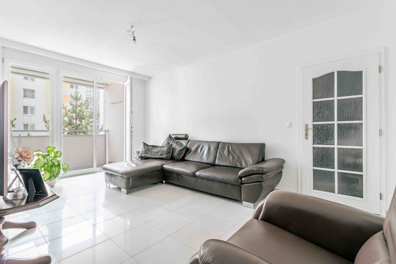 SLNEČNÝ 3-izbový byt na predaj v PIEŠŤANOCH