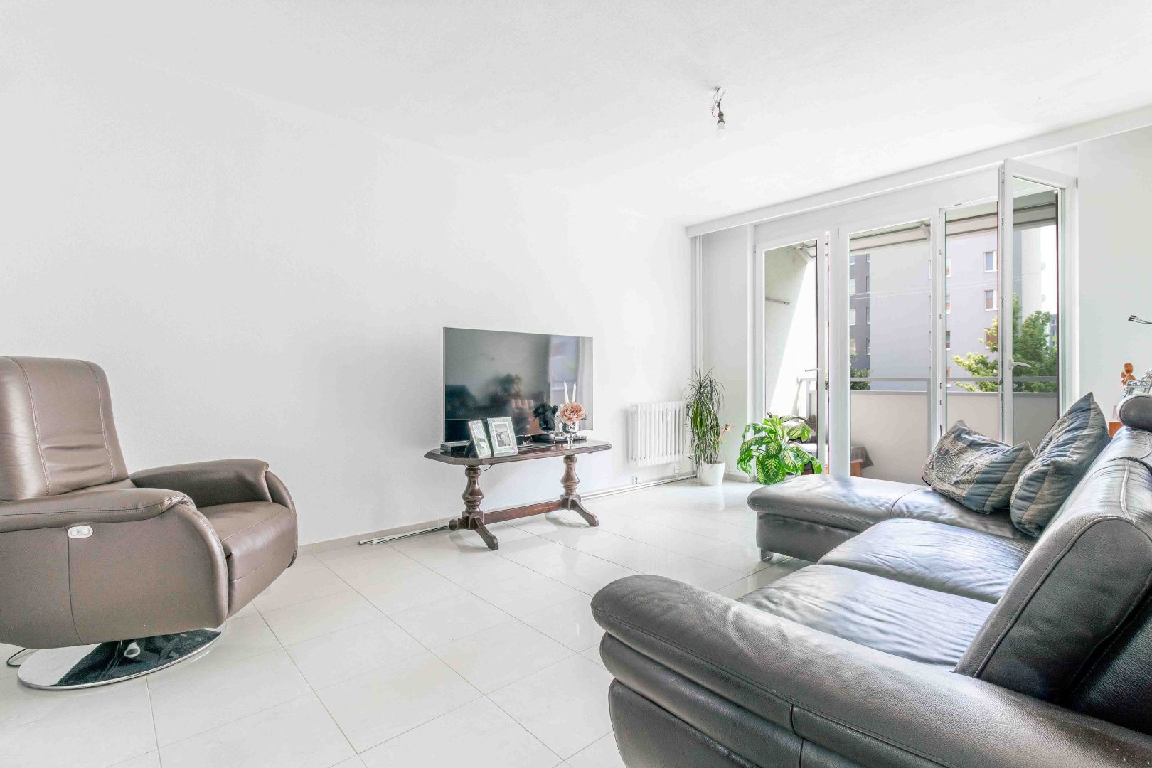 SLNEČNÝ 3-izbový byt na predaj v PIEŠŤANOCH