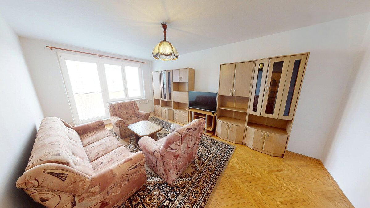 Predaj 3-izbového bytu s balkónom na sídlisku Adama Trajana, Piešťany