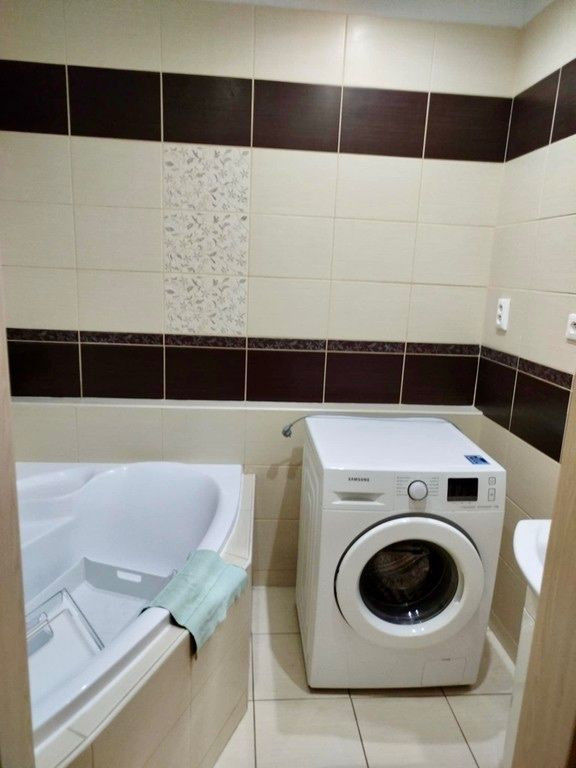 Prenájom 3 izbový byt s loggiou a šatníkom na Rozkvete v Považskej Bystrici