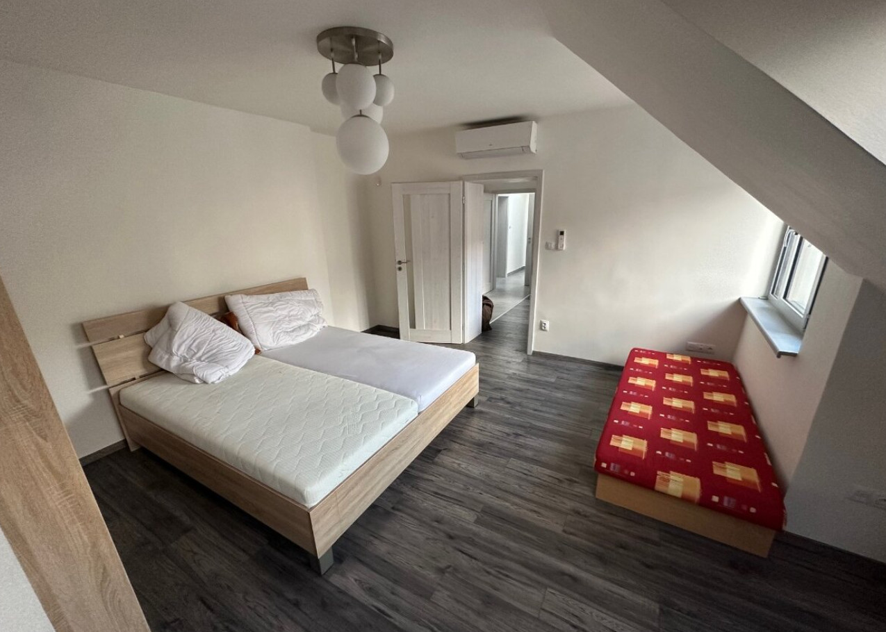 Slnečný 3 izbový byt v centre Bratislavy