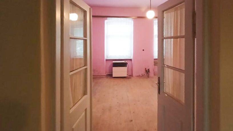 Nová cena! Rodinný dom v centre Žarnovice – ideálny aj na podnikateľské účely