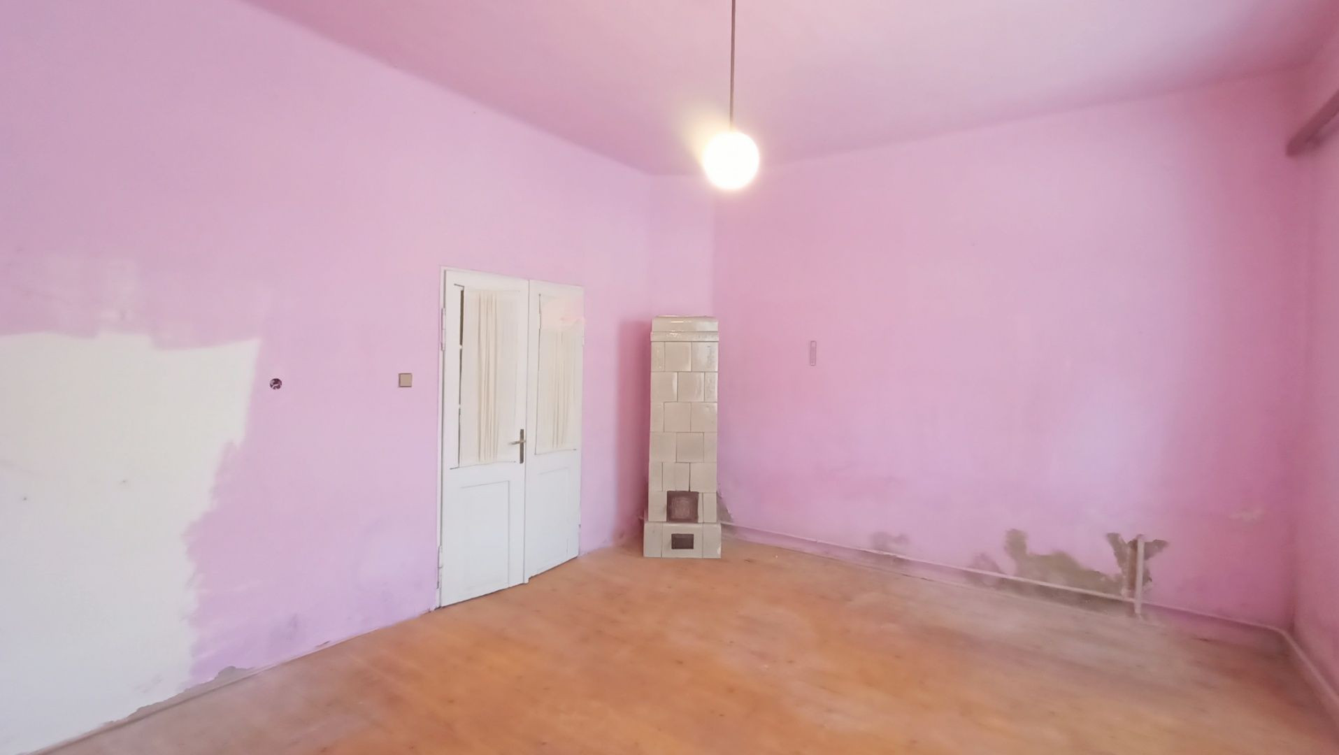 Nová cena! Rodinný dom v centre Žarnovice – ideálny aj na podnikateľské účely