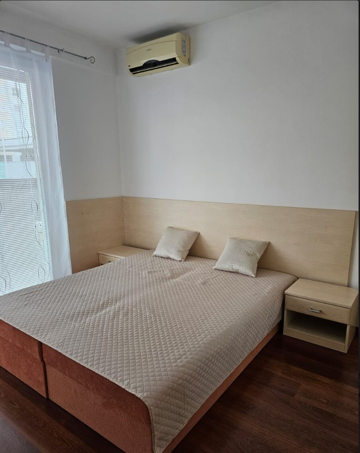 Zariadený 3 izbový byt s PARKOVANÍM v cene