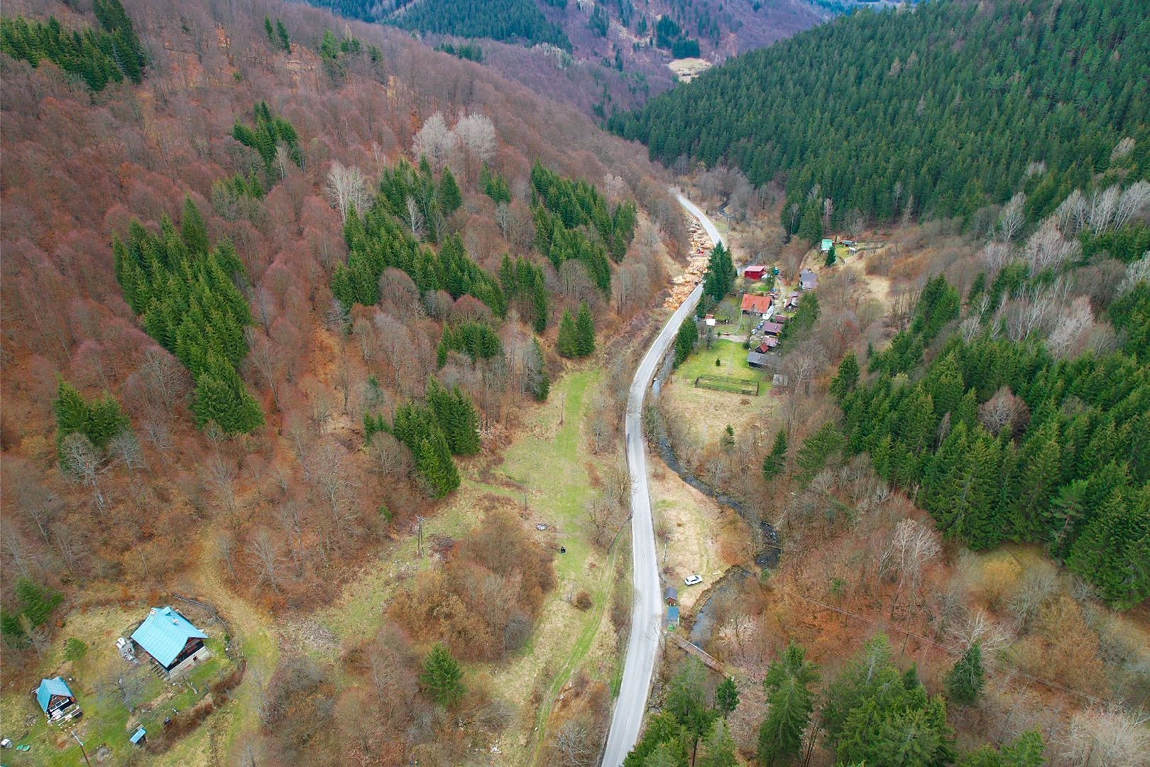 Rozľahlý pozemok v Hornej Marikovej – 15 777 m²