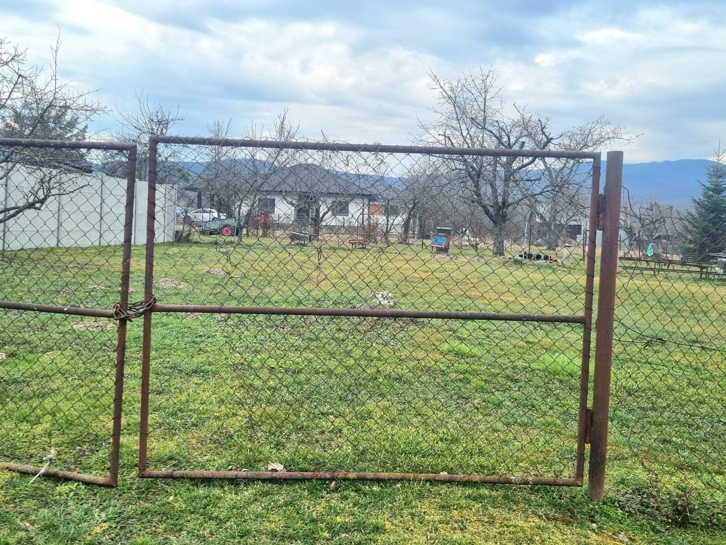 Ponúkame na predaj krásny pozemok v obci Dargov