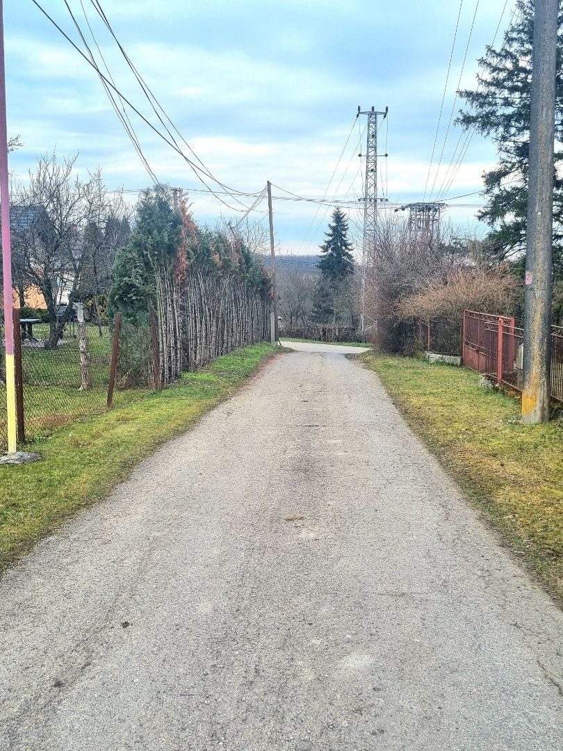 Ponúkame na predaj krásny pozemok v obci Dargov