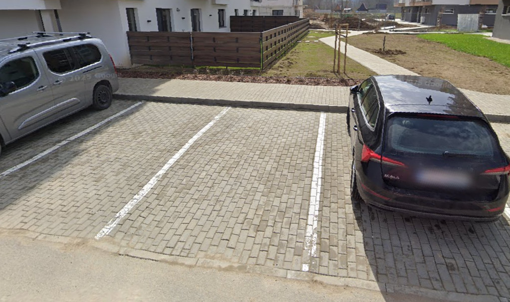 Parkovacie miesto THURZOVE SADY na prenájom