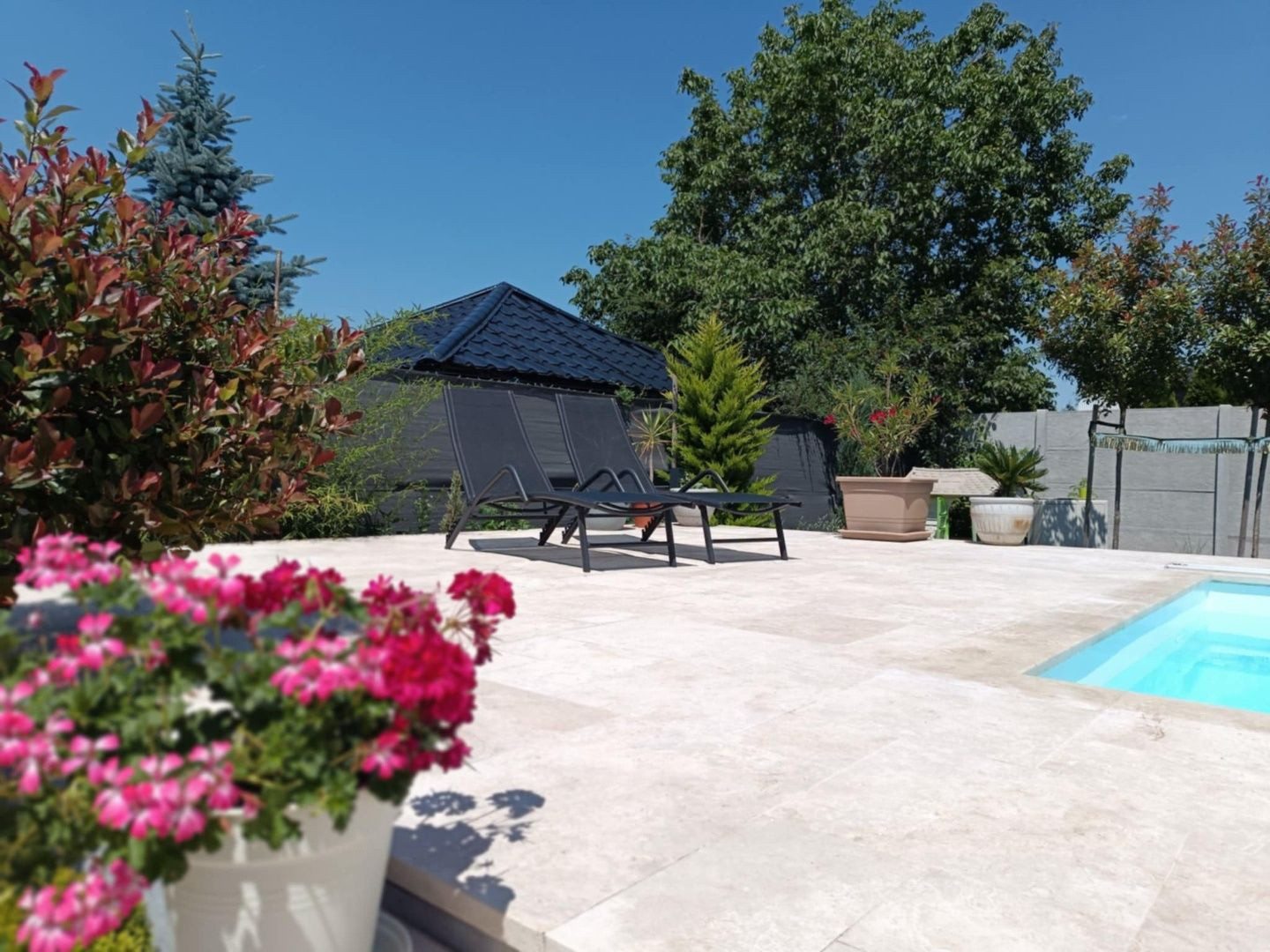 NA PREDAJ KRÁSNY SLNEČNÝ  4 IZBOVÝ RODINNÝ DOM