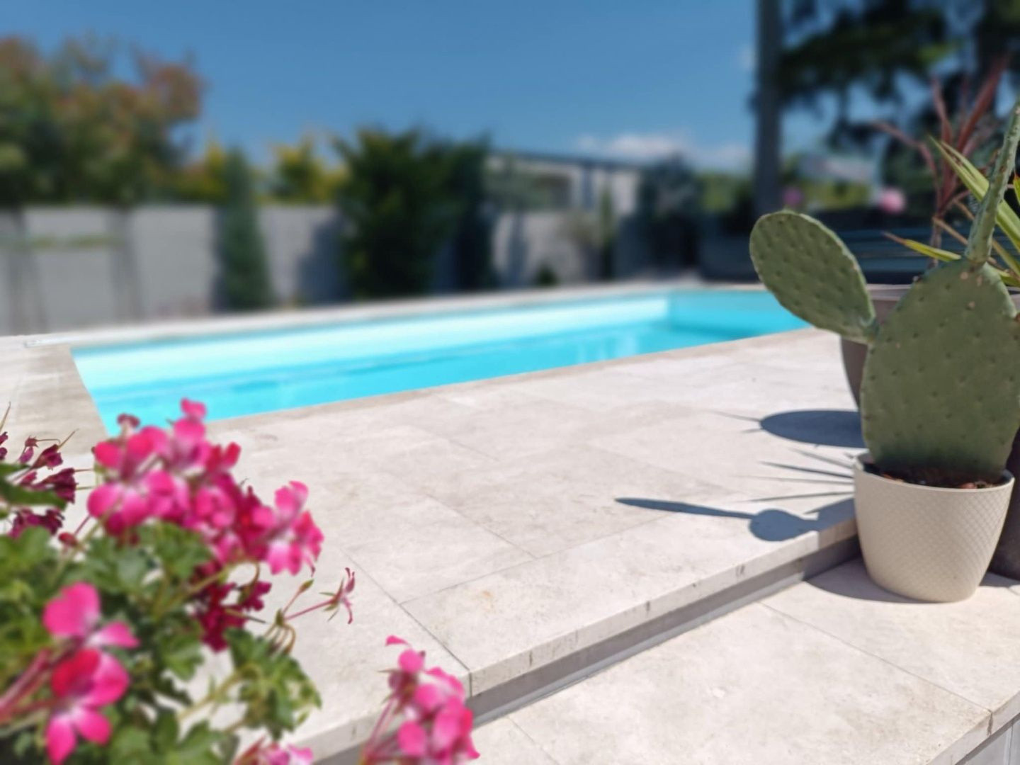 NA PREDAJ KRÁSNY SLNEČNÝ  4 IZBOVÝ RODINNÝ DOM