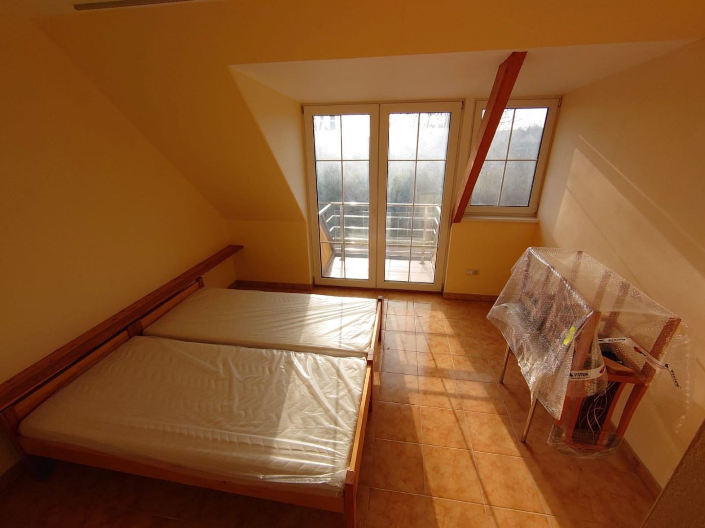 Na prenájom príjemné komerčné priestory