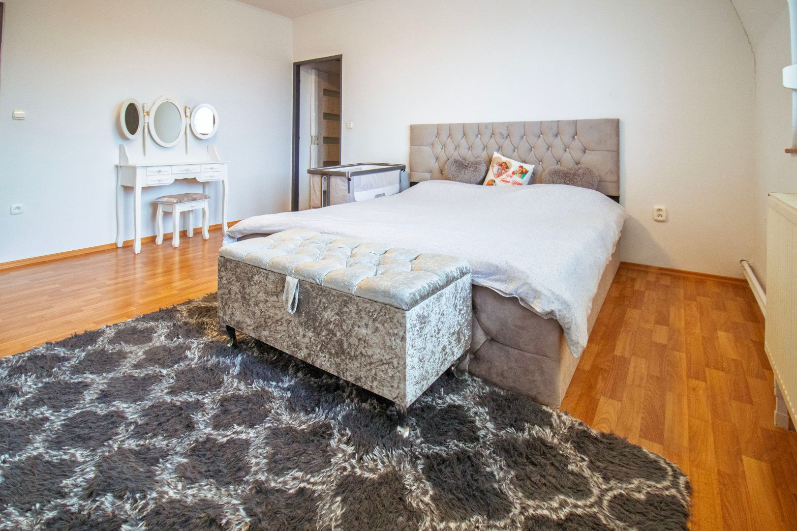 Priestranný rodinný dom v Hornej Strede s veľkým pozemkom