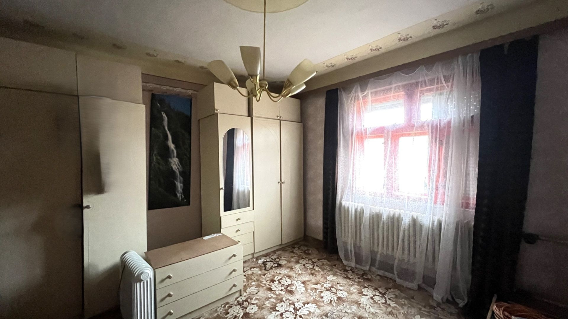 ZNÍŽENÁ CENA! - Rodinný dom s novou strechou v obci Lúčnica nad Žitavou / Nitra.