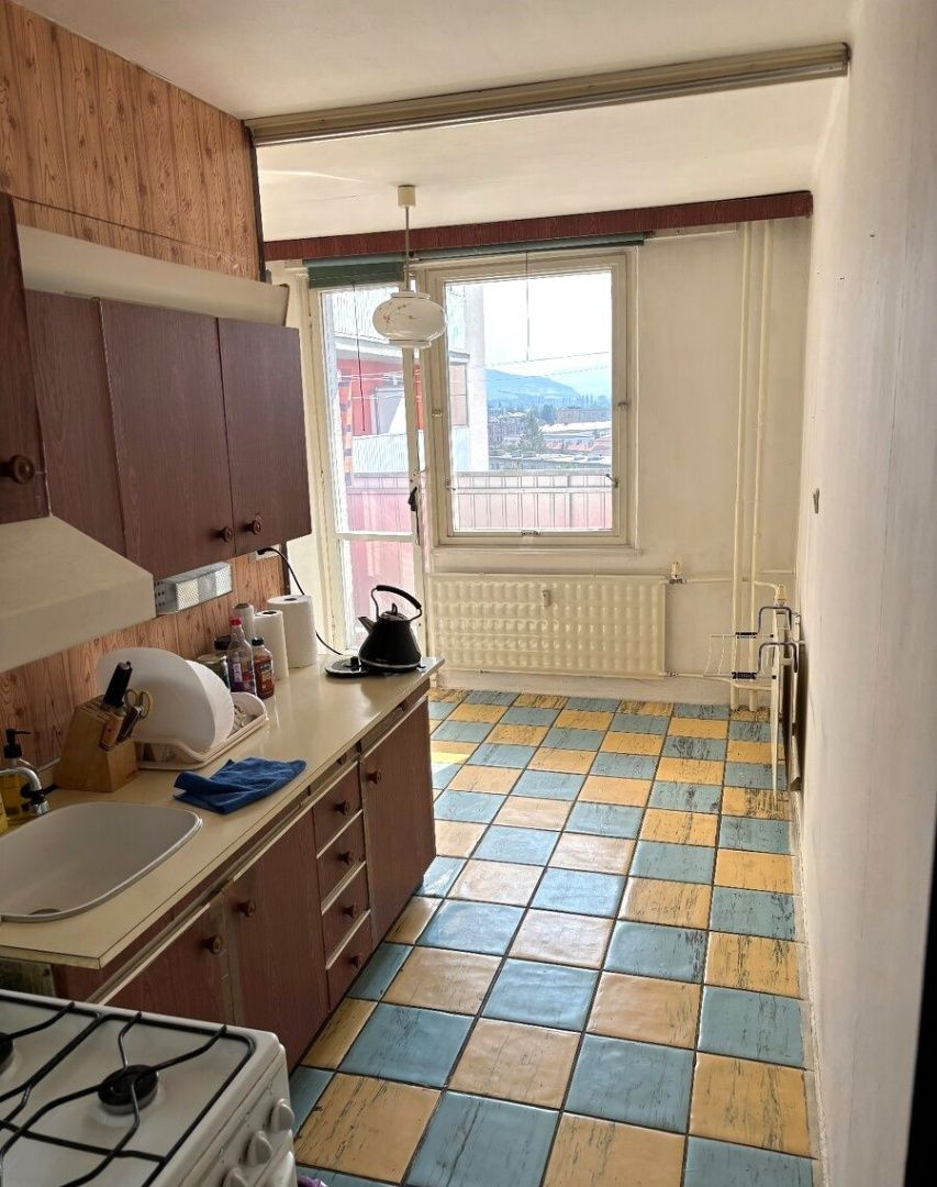 2 IZBOVÝ BYT - S 2 BALKÓNMI S KRÁSNYM VÝHĽADOM - VÝBORNÁ LOKALITA