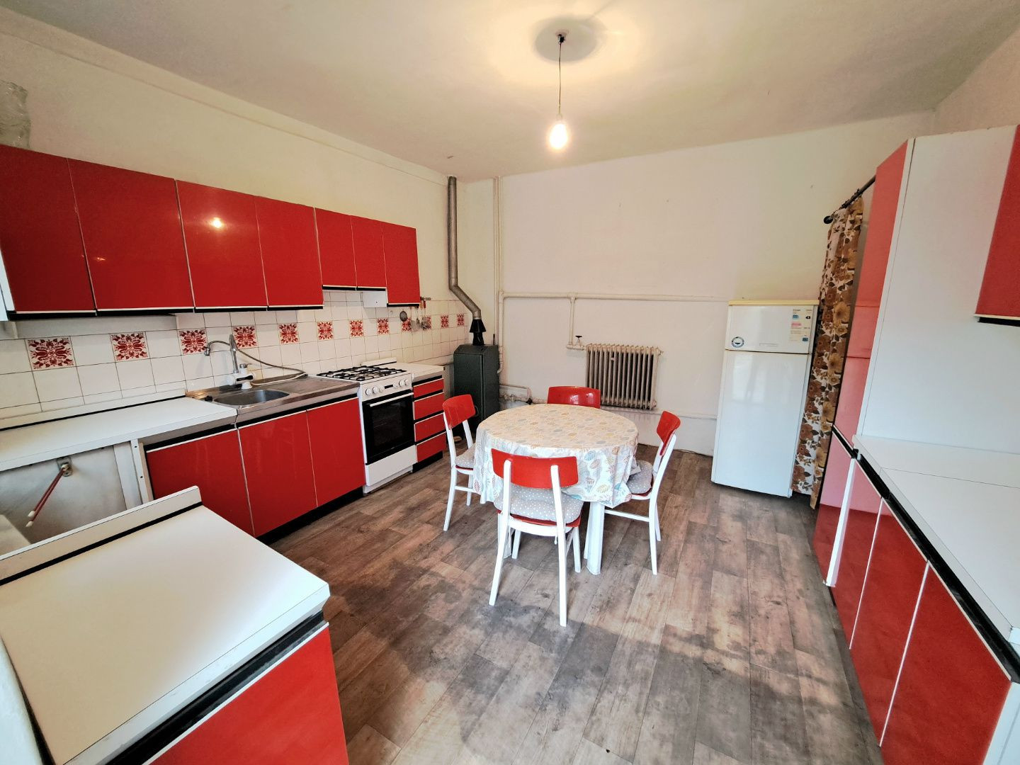 Rodinný dom s pozemkom vhodným na podnikanie