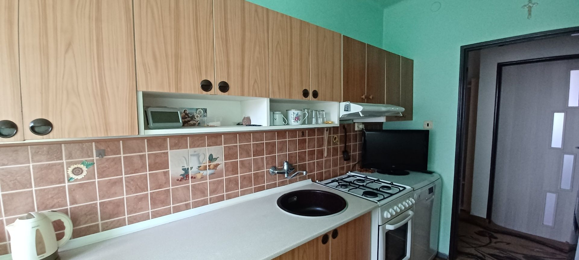 PREDANÉ - Presvetlený veľký 3 izbový byt / Malé Kozmálovce - Levice