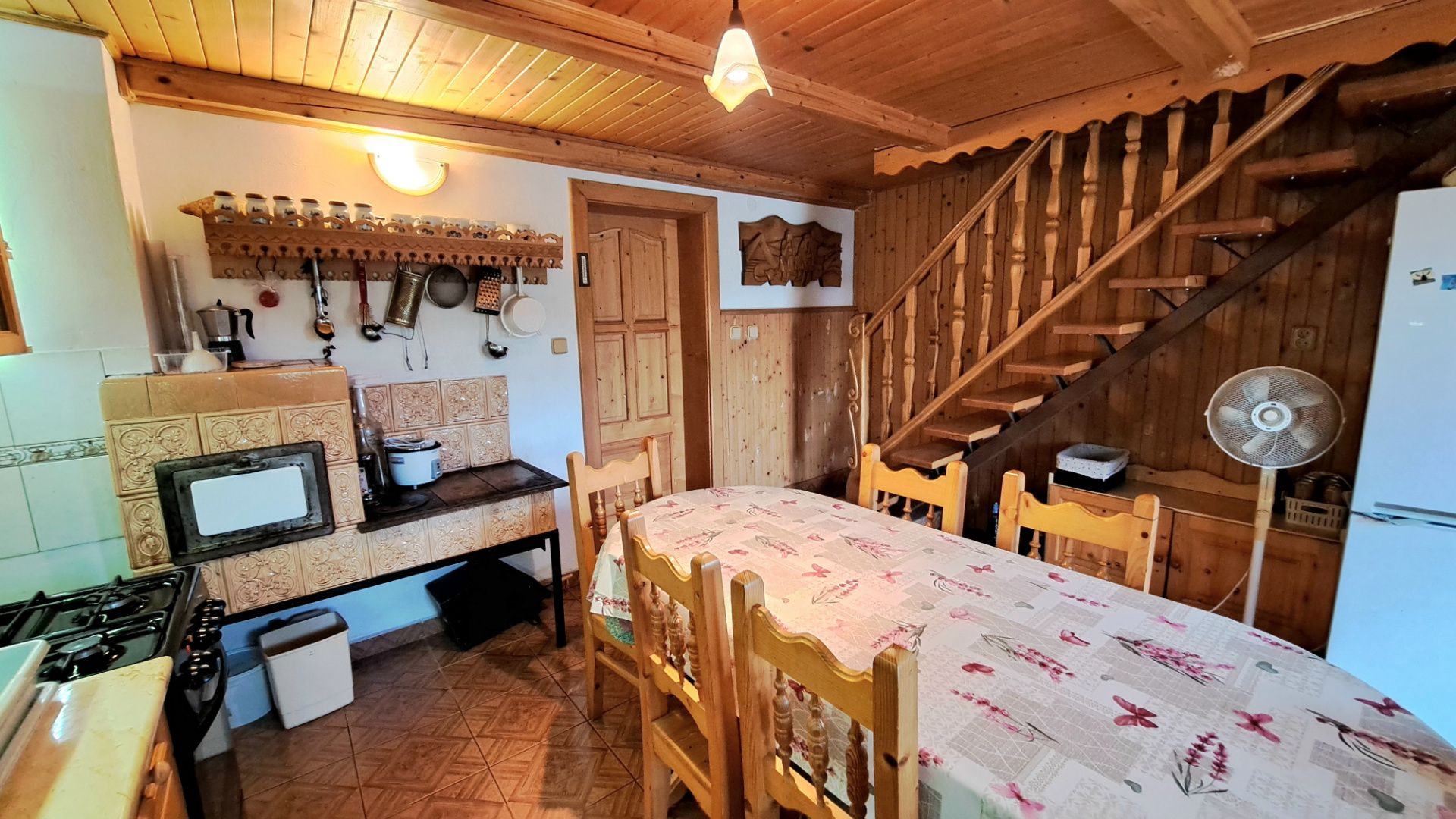 JEDINEČNÁ PONUKA! Rekreačná celoročne obývateľná chata/dom na predaj