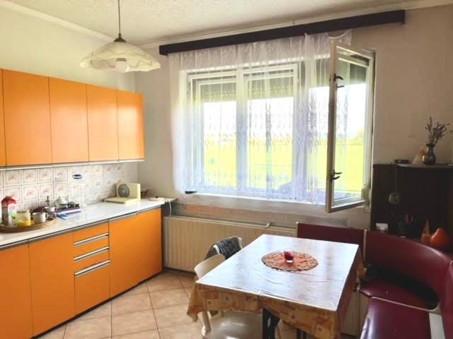 3-izbový RD s príjemnou záhradou 1750m2