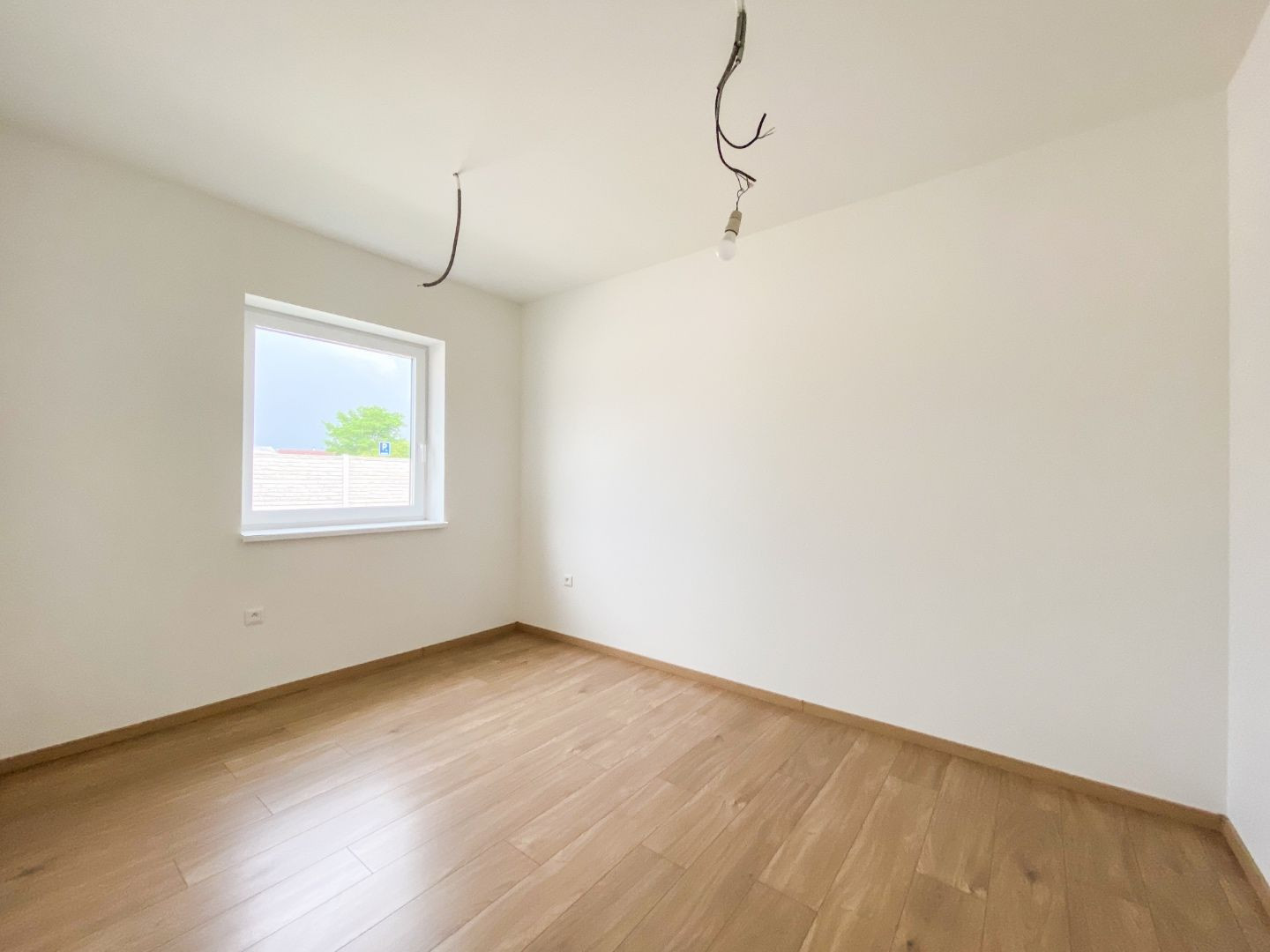 SKVELÁ CENA - RD v súkromnej ulici v Mostovej