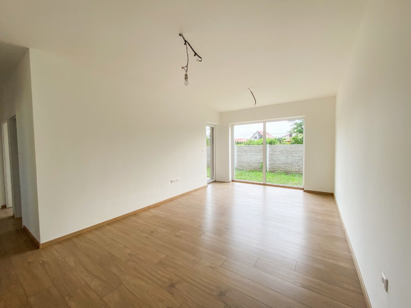 SKVELÁ CENA - RD v súkromnej ulici v Mostovej