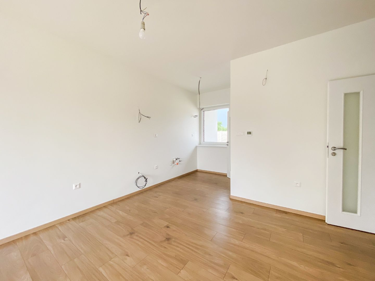 SKVELÁ CENA - RD v súkromnej ulici v Mostovej