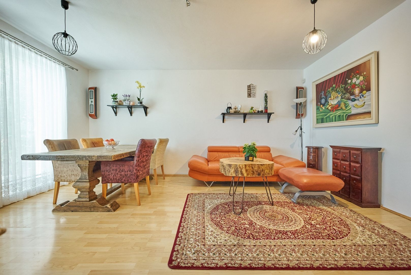 BEZKONKURENČNÁ CENA!  Slnečný 5-izbový rodinný dom na Slnečnej ulici