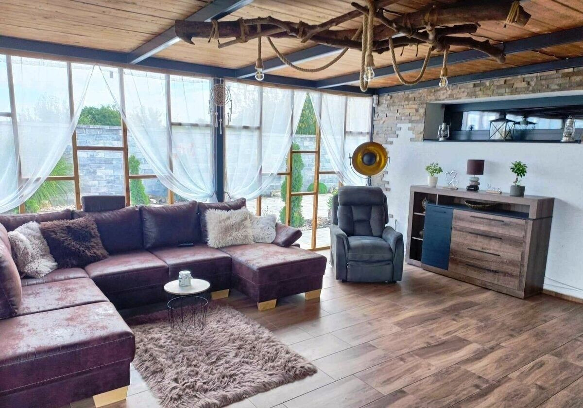 SHARK REAL ponúka výnimočná nehnuteľnosť s bazénom a pozemkom 2500m2