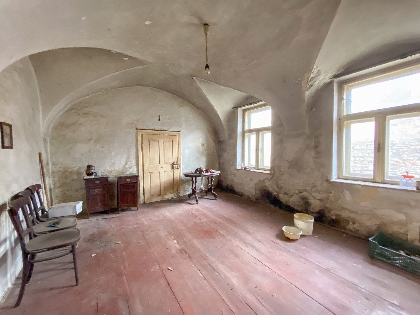 Znížená cena - Jedinečná príležitosť - Historický vinársky dom v samotnom srdci Pezinka