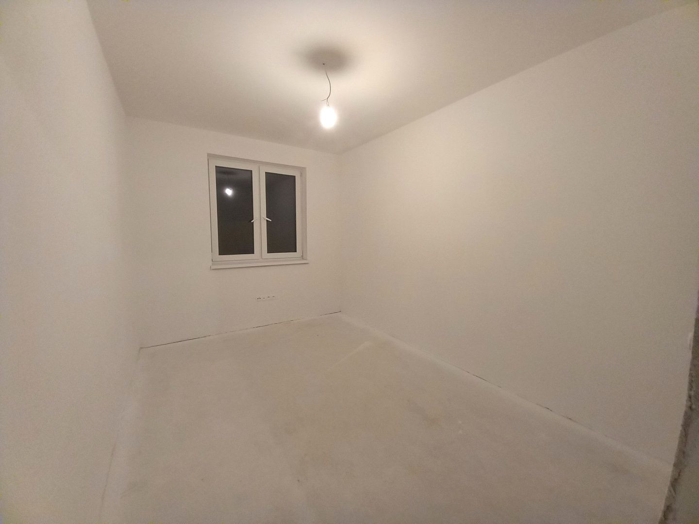 Predaj novostavba 3 3-izbové mezonety s balkónom, Banka