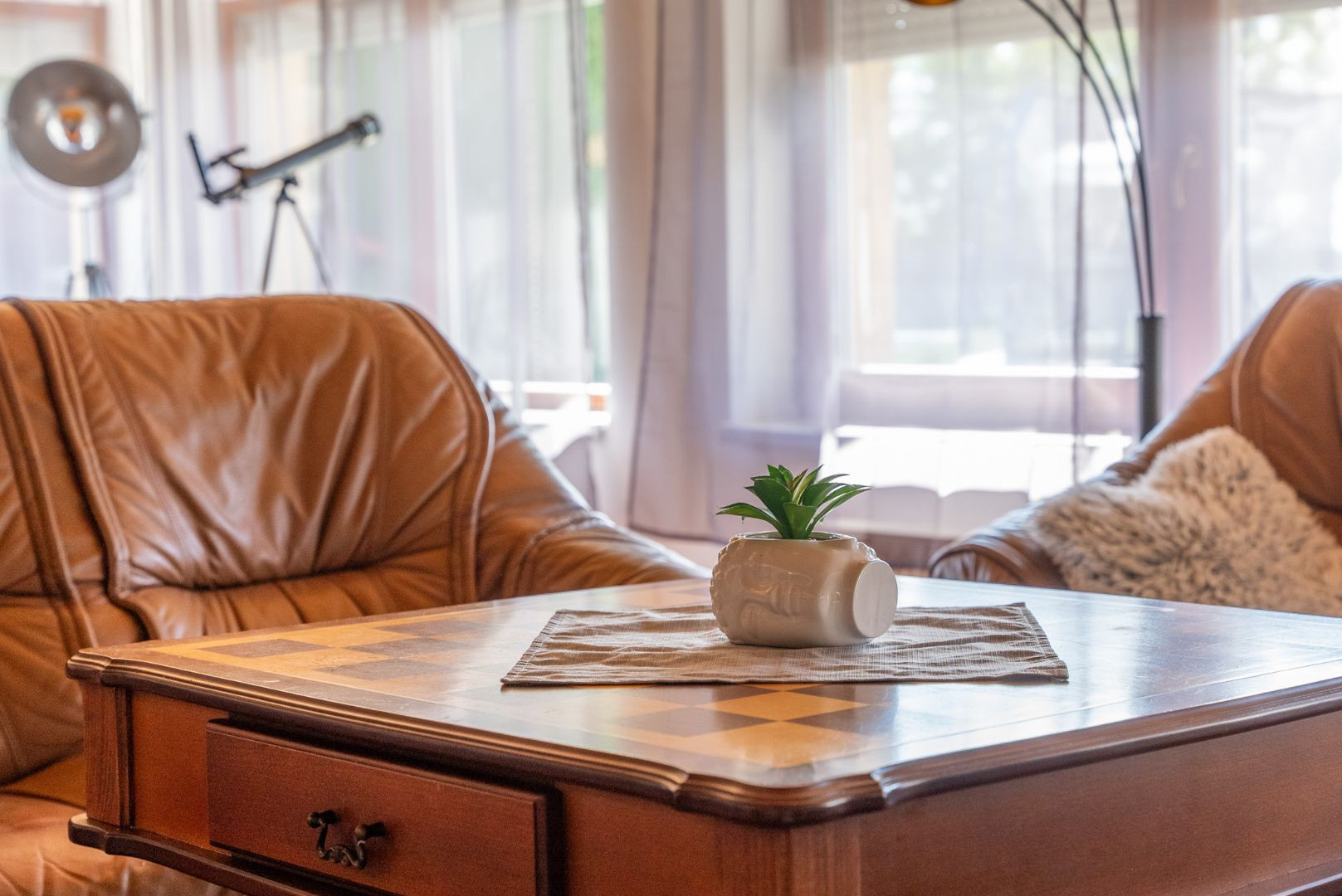 Jedinečná rodinná usadlosť s bazénom, posilňovňou, wellness a hosťovským domom