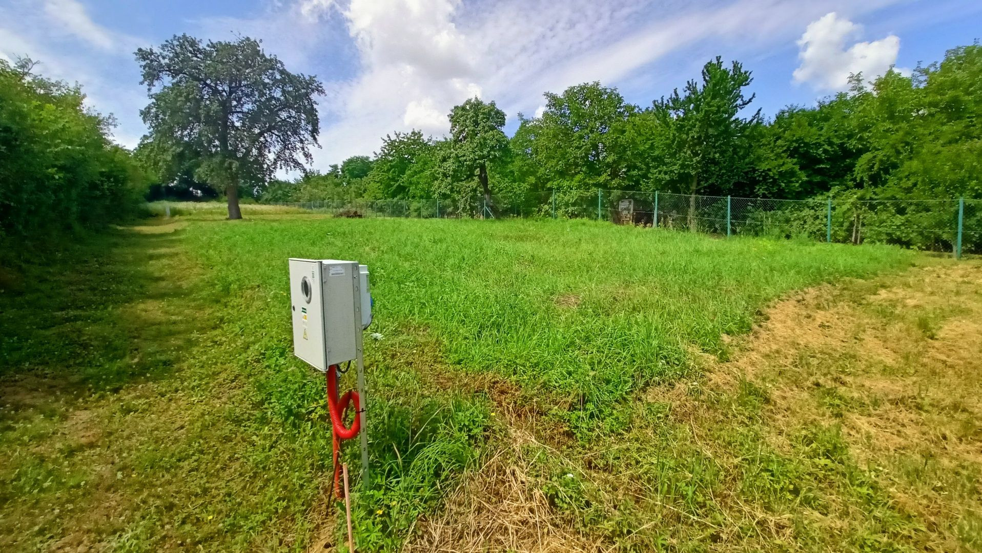 Pekný pozemok na predaj neďaleko Nitry