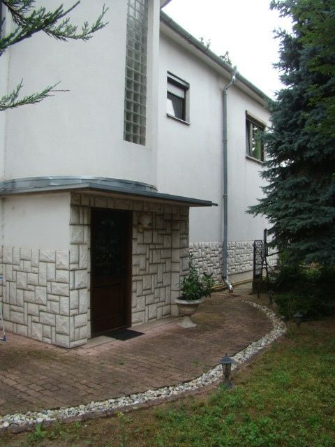 Na predaj luxusná rodinná vila 