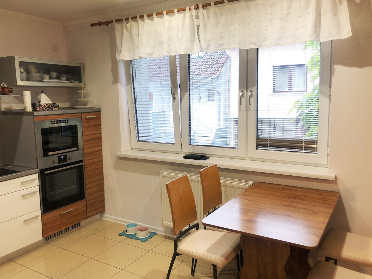 Jedinečná apartmánová nehnutelnosť s bazénom a záhradou