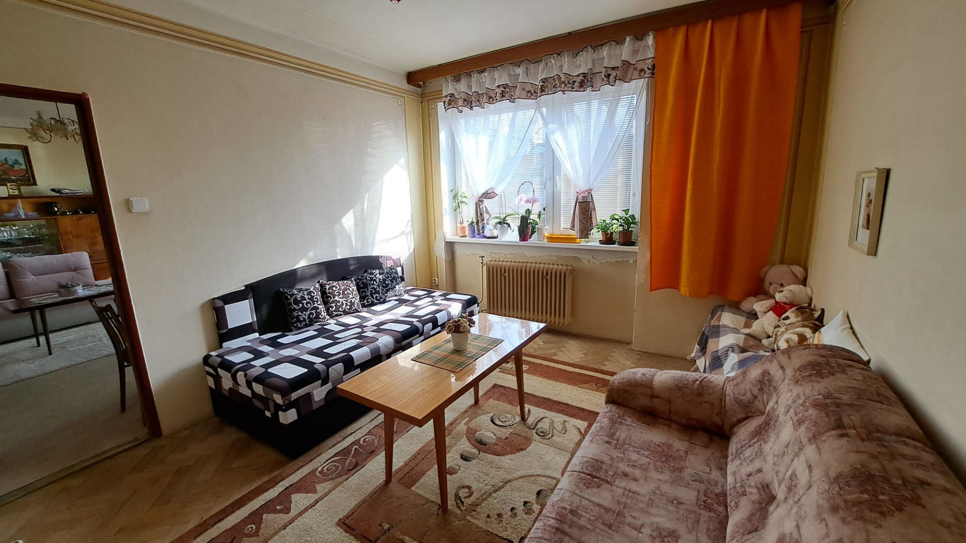 ZNÍŽENÁ CENA!!! Slnečný 3 izbový byt s garážou