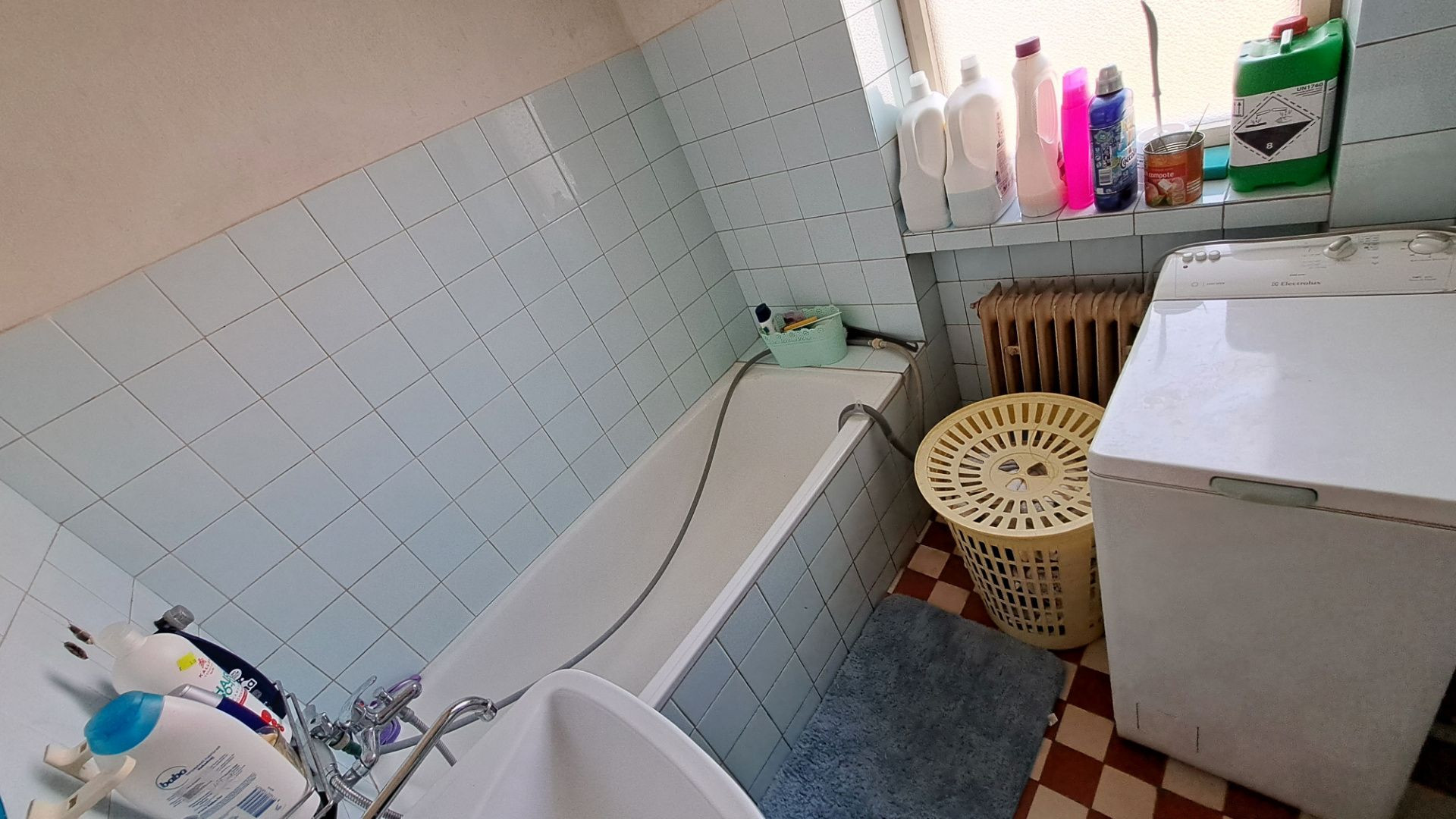 ZNÍŽENÁ CENA!!! Slnečný 3 izbový byt s garážou