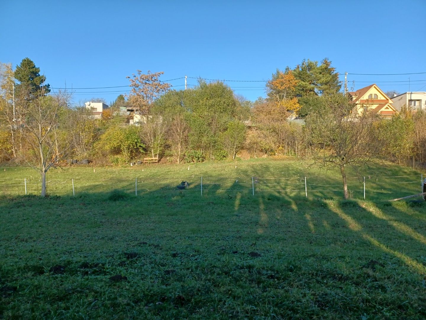 Na predaj veľký pozemok v chatovej oblasti. SUPER PONUKA!