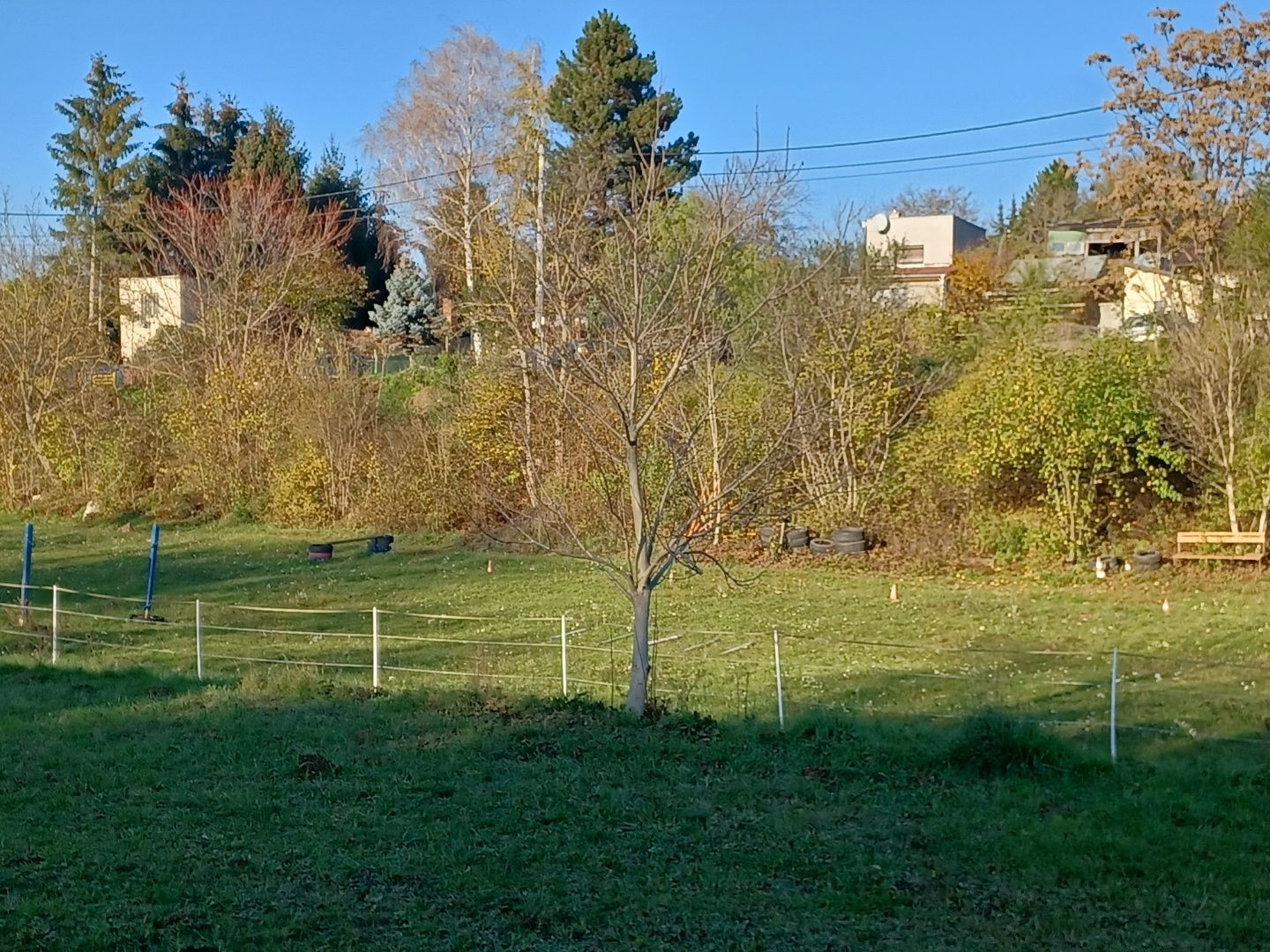 Na predaj veľký pozemok v chatovej oblasti. SUPER PONUKA!