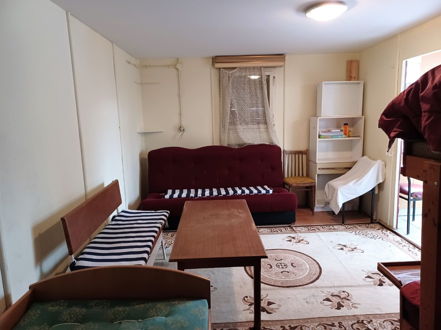 Chatka pri termálnom kúpalisku Santovka.