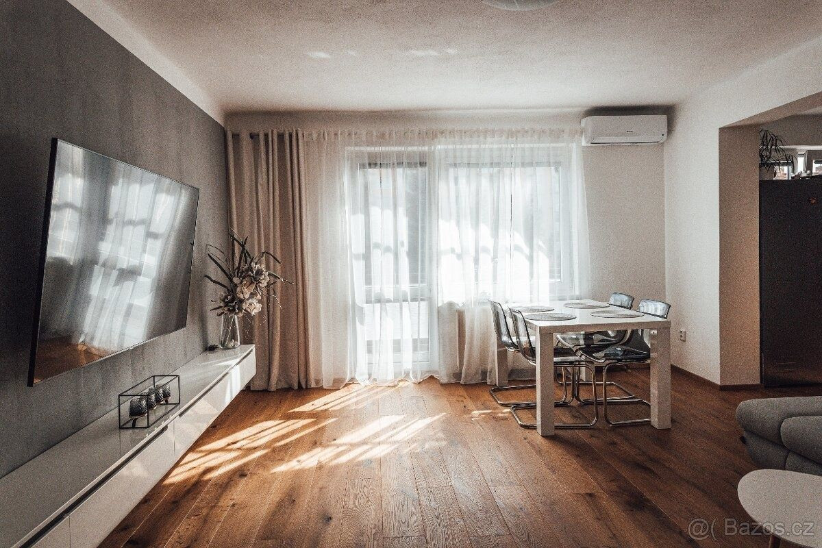 2 izbový byt - TRI VEŽE