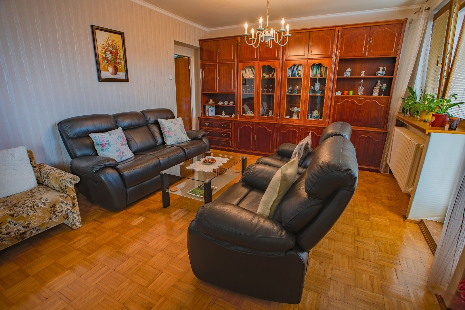 Peknučký zrekonštruovaný dom s veľkou úžitkovou záhradou