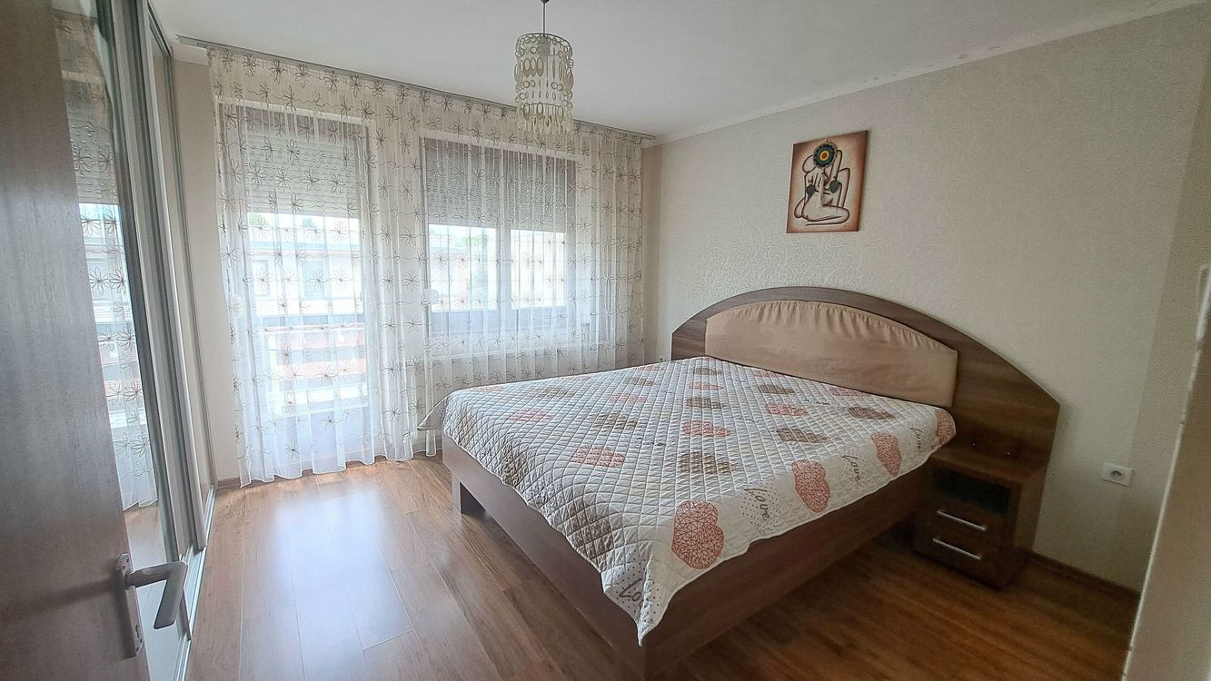 REZERVOVANÉ! Dvojgeneračný dom na PREDAJ