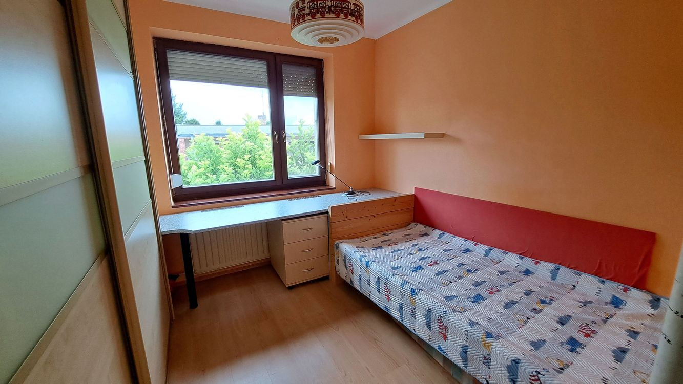 REZERVOVANÉ! Dvojgeneračný dom na PREDAJ