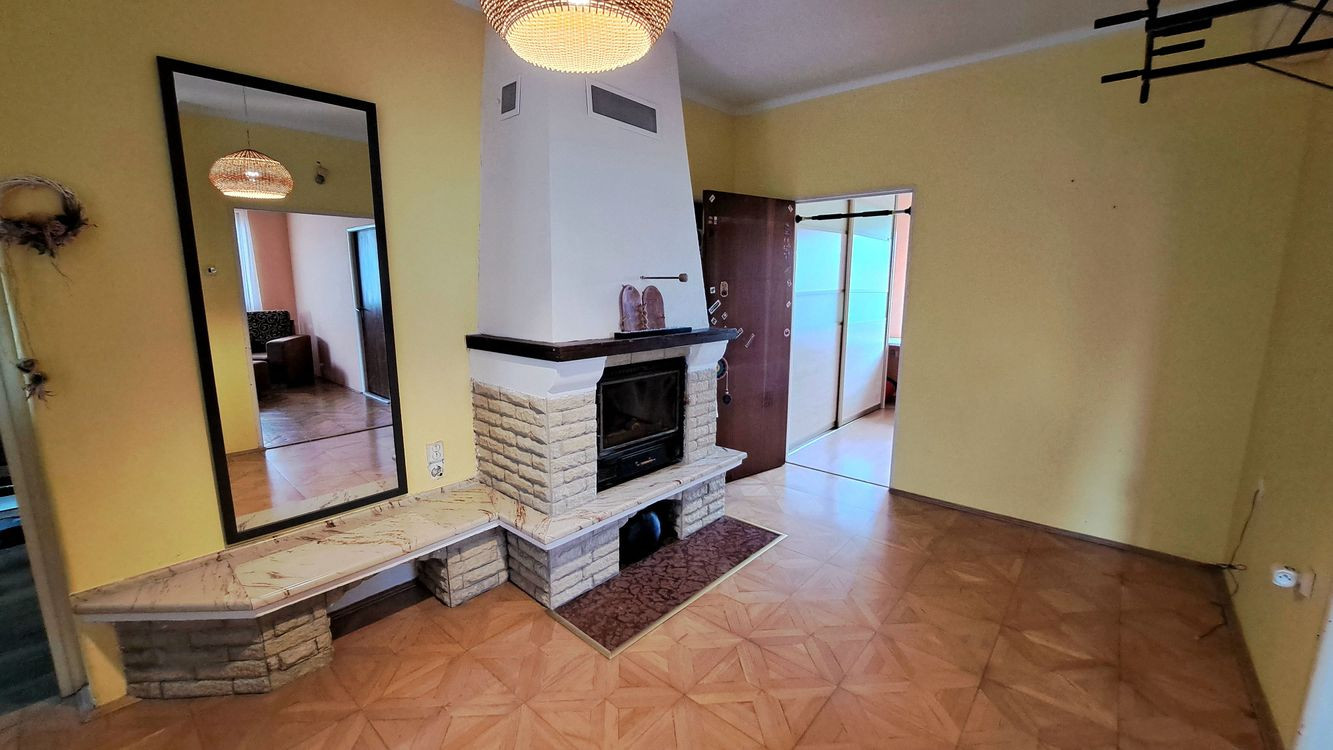 REZERVOVANÉ! Dvojgeneračný dom na PREDAJ