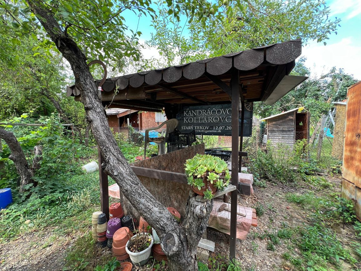 Pozemok na stavbu chaty v obci Kalná nad Hronom