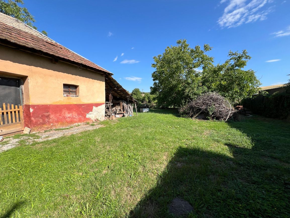 Rodinný dom s pekným pozemkom Pozba / Nové Zámky