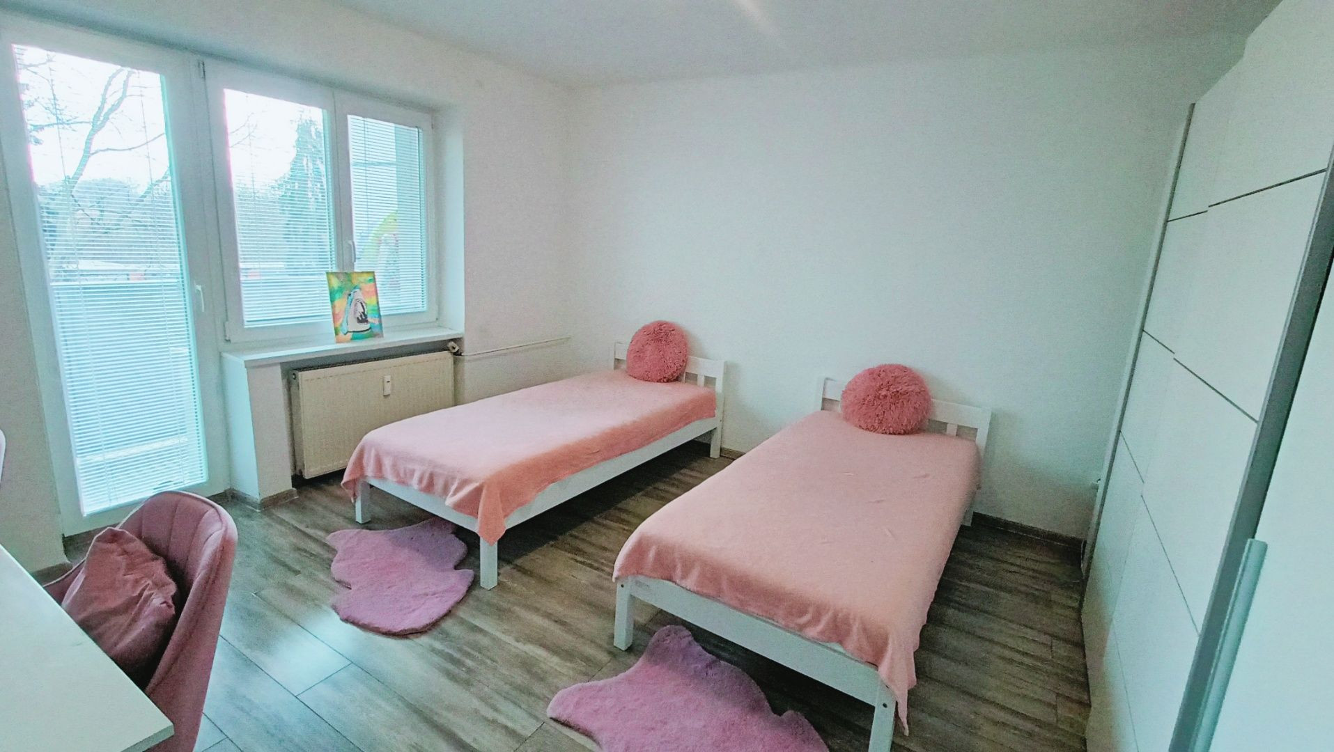 Znížená cena! Priestranný 3 izbový byt so záhradou