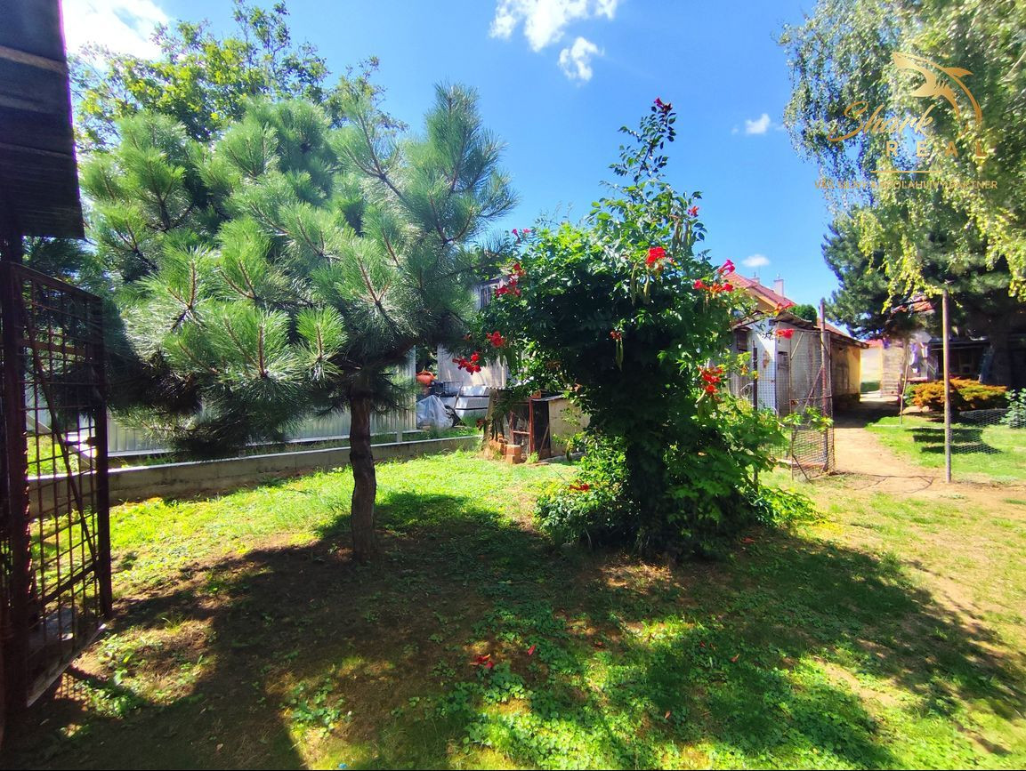 Priestranný a udržiavaný rodinný dom na predaj